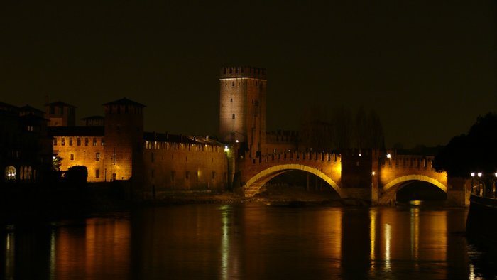 Castelvecchio Verona At Night
